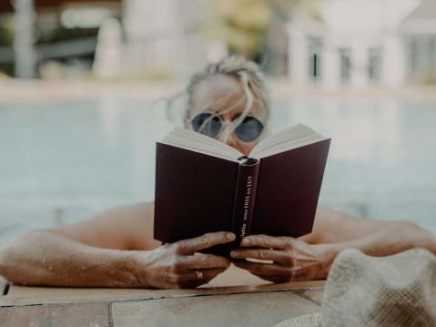 Du kostest den Tag voll aus und lässt es dir so richtig gut gehen!