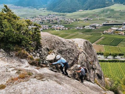 Erstes und einziges Hotel mit eigenem Adventure Coach Klettersteig in Latsch