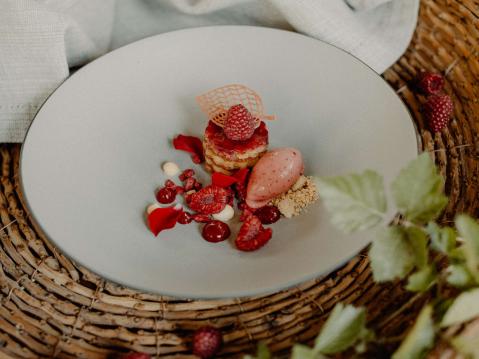 Verwöhnung pur von früh bis spät, dank unserer 3/4-Pension.