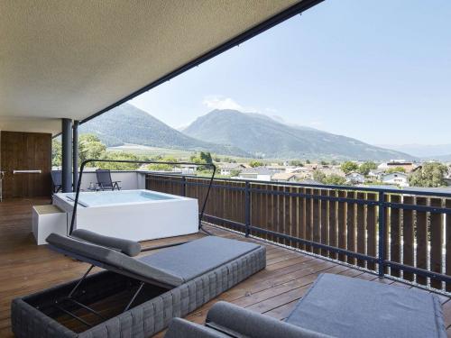 Whirlpool auf der Terrasse des Zimmers Whirlpool auf der Zimmerterrasse