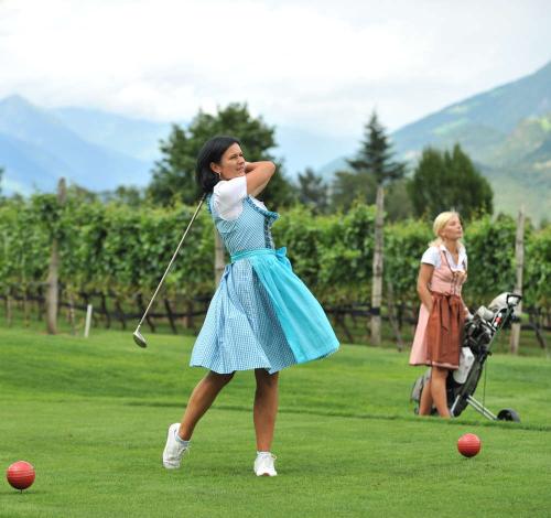 Golfing in Val Venosta Golfing in Val Venosta